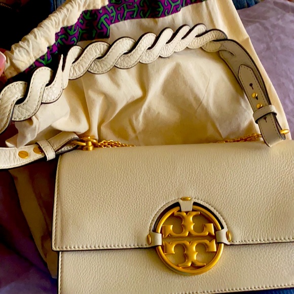 AUTHENTIC TORY BURCH HAND BAG - Picture 4 of 4